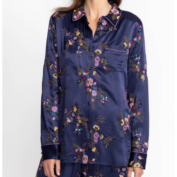 NWT Johnny Was Misty Rayon Button Down Shirt Size M - Picture 1 of 7
